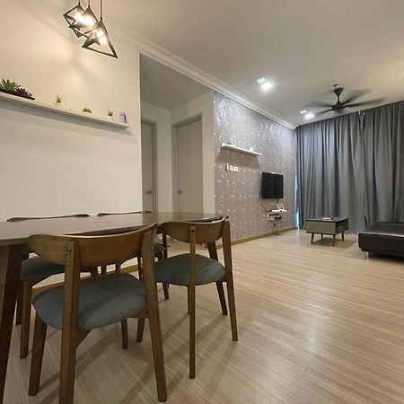 Апартаменти The Wave - Kota Laksamana -- Pool View -- 6 Pax Malacca Екстер'єр фото